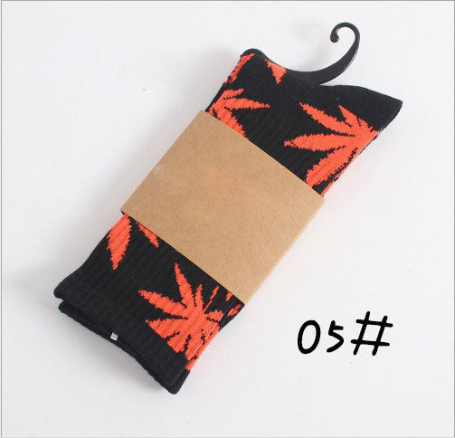 Leaf Print Novelty Crew Socks