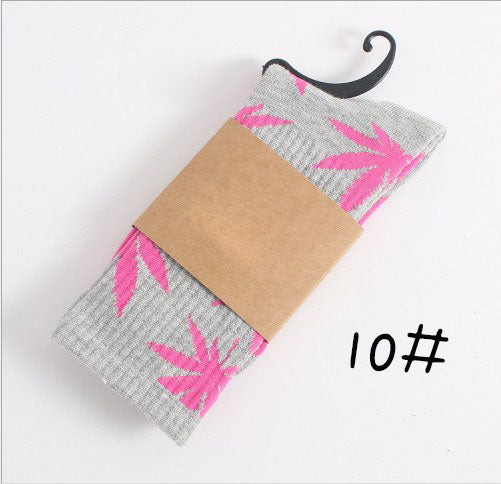 Leaf Print Novelty Crew Socks