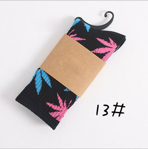 Leaf Print Novelty Crew Socks