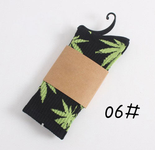 Leaf Print Novelty Crew Socks