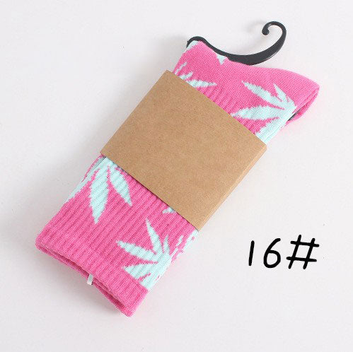 Leaf Print Novelty Crew Socks